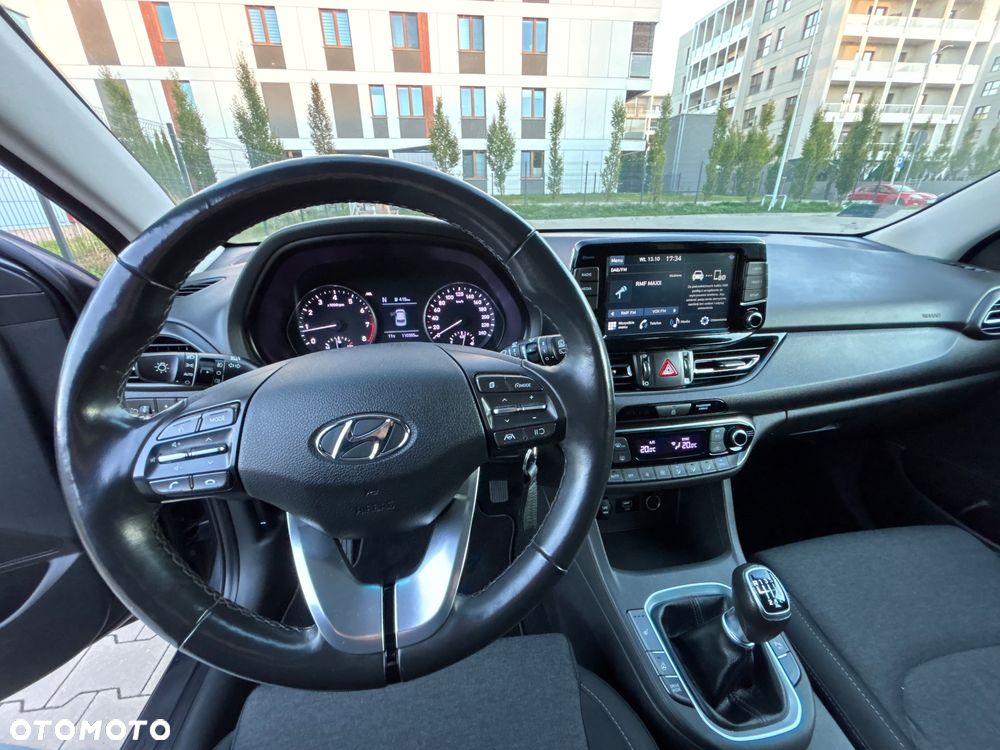 Hyundai i30 1.5 T-GDI 48V Comfort - 22