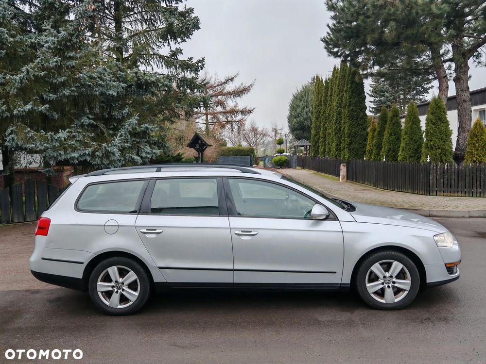 Volkswagen Passat - 13