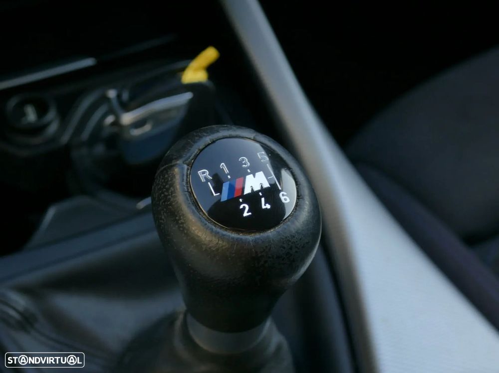 BMW 116 d Pack M Shadow - 23