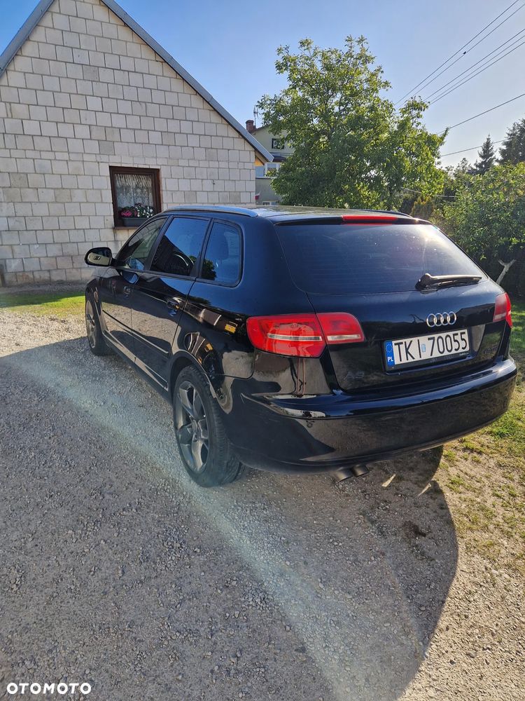 Audi A3 Sportback 1.9 TDI DPF Attraction - 4