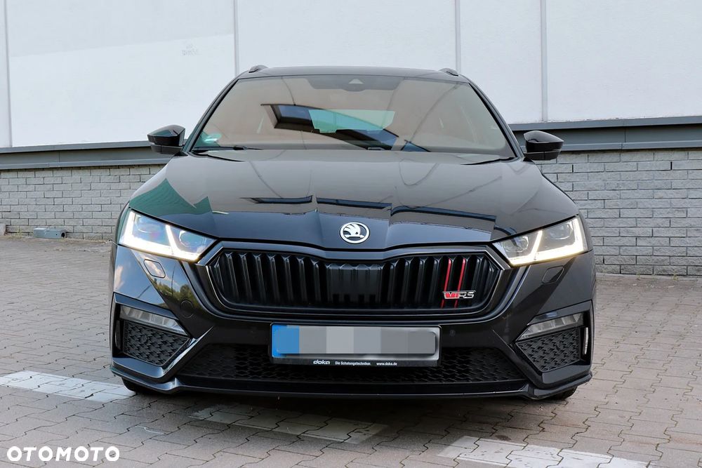 Skoda Octavia 2.0 TSI DSG RS Plus - 5