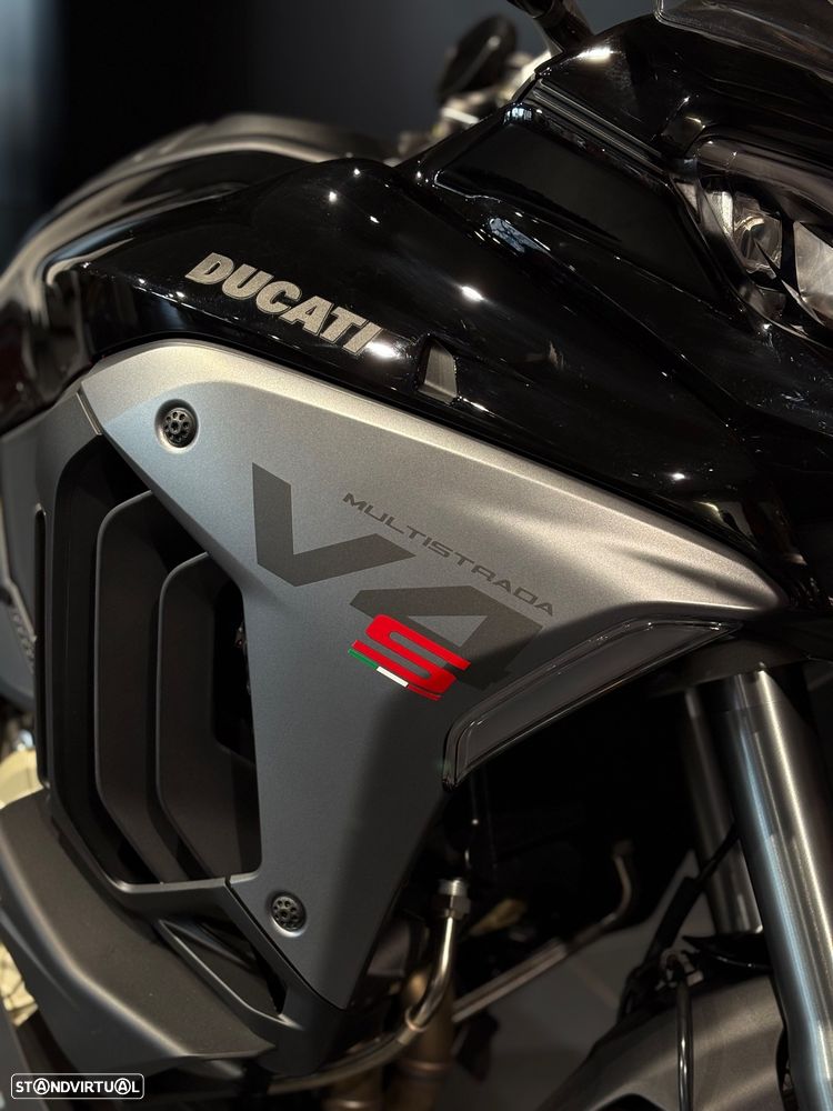 Ducati Multistrada V4 S - 6