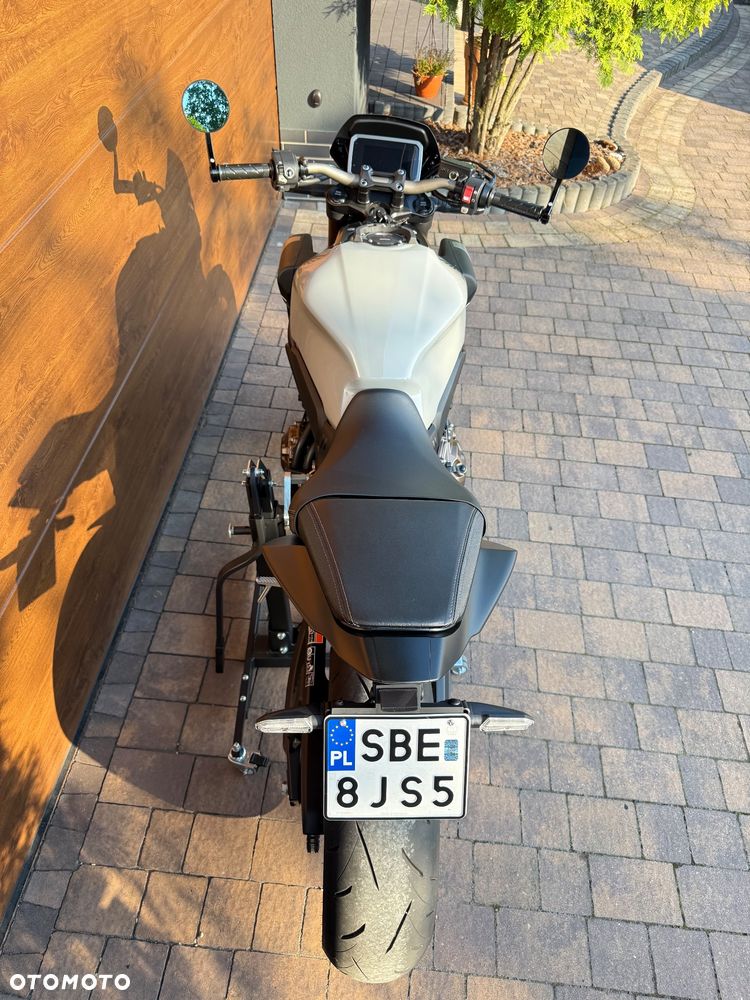 Honda CB - 3