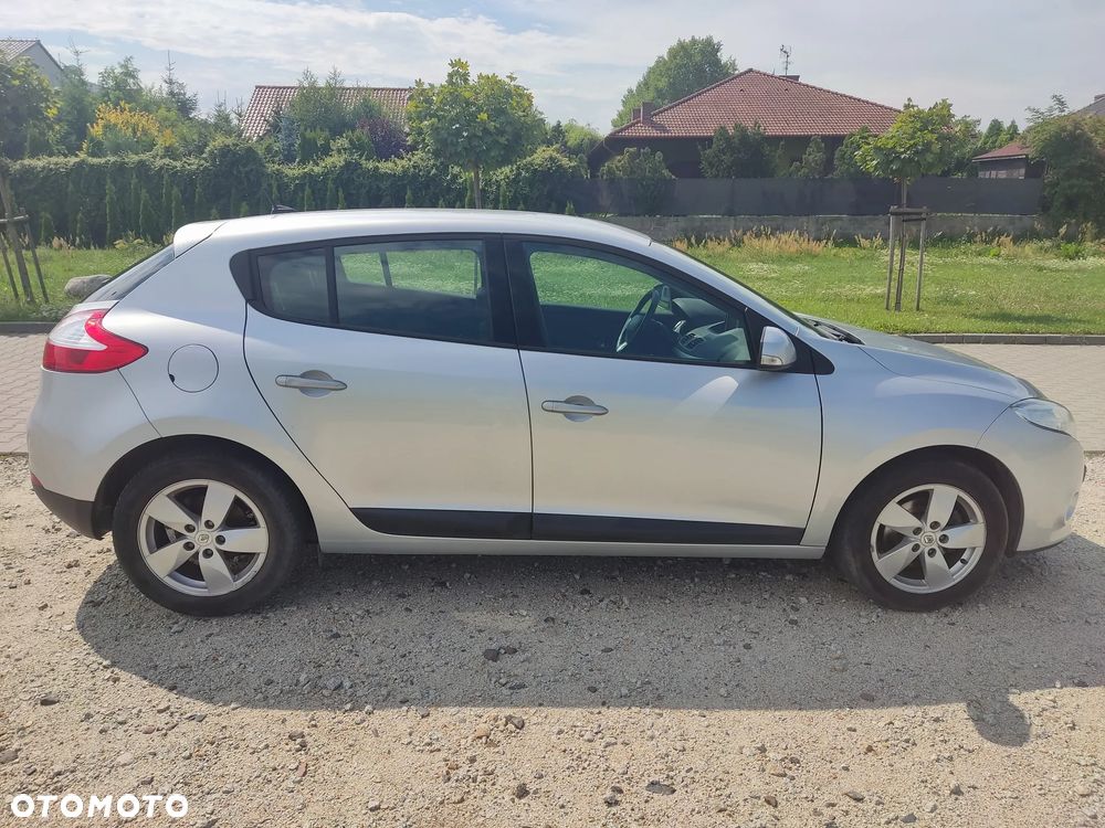 Renault Megane 1.6 16V Dynamique - 4