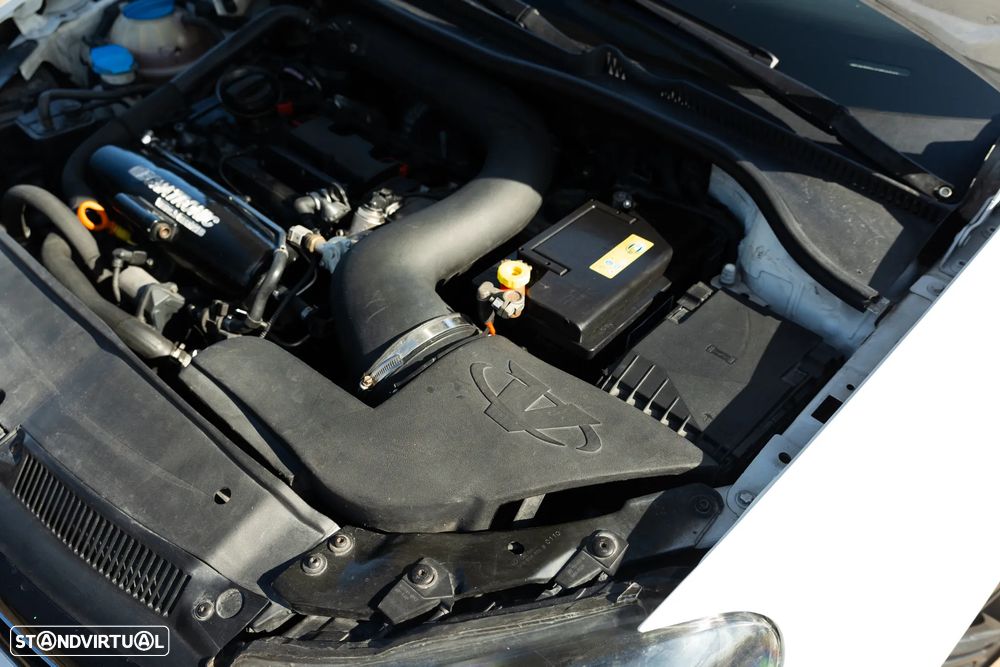 VW Golf 2.0 R DSG - 35