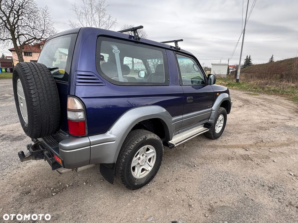 Toyota Land Cruiser - 6