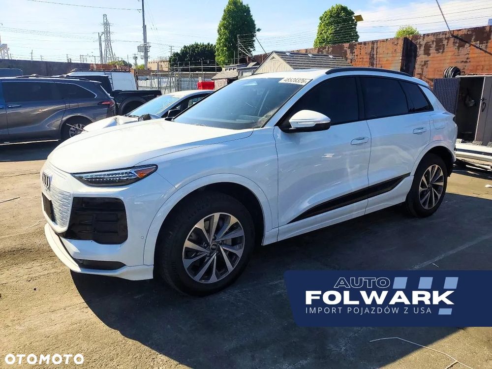 Audi Q6 e-tron Quattro - 1