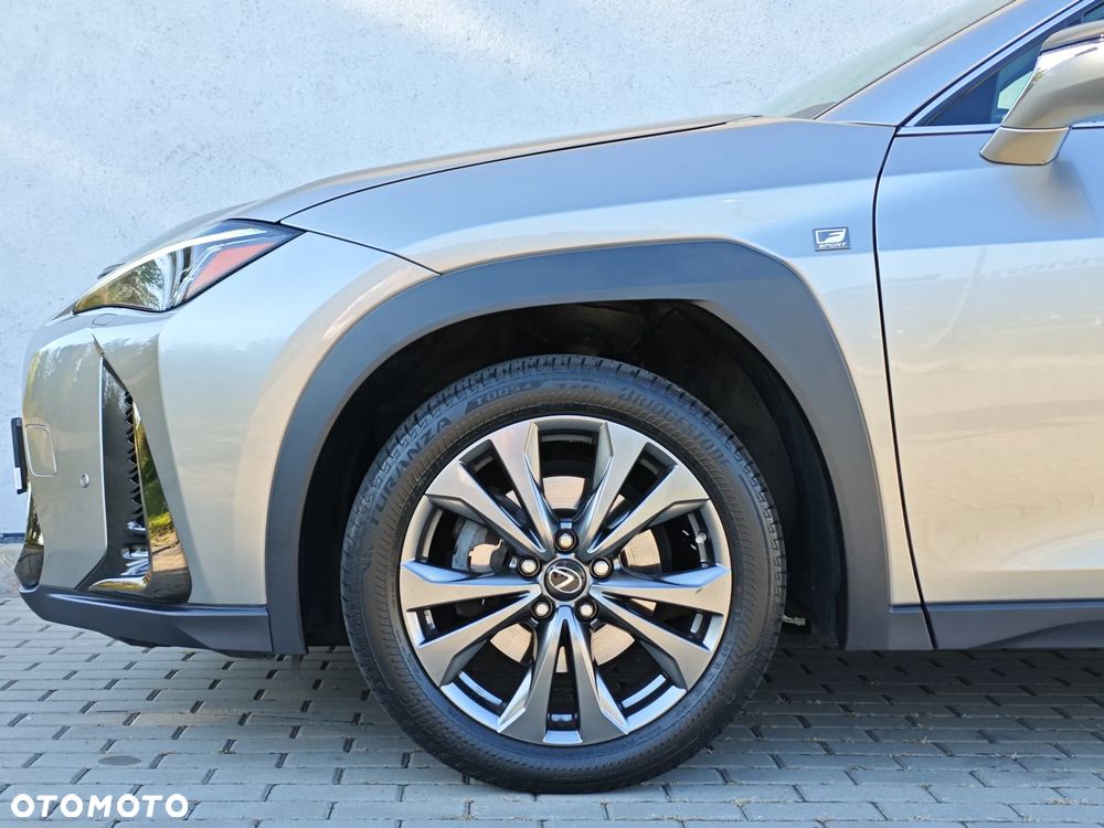 Lexus UX 250h GPF F Sport 2WD - 23