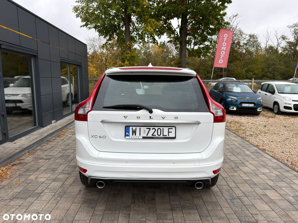 Volvo XC 60 D4 AWD R-Design - 5