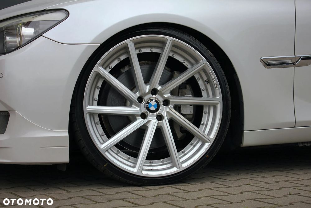 BMW Seria 7 750Li - 4