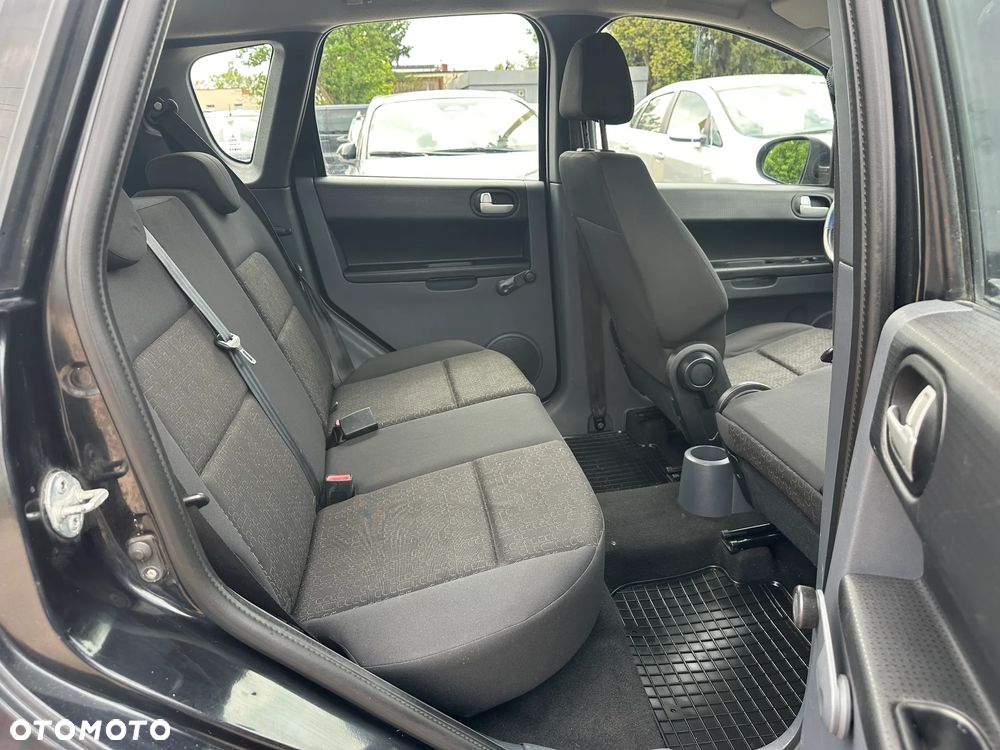 Mitsubishi Colt - 19