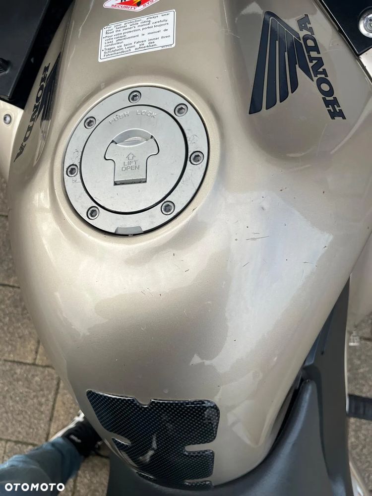 Honda Deauville - 11