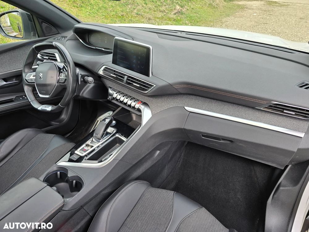 Peugeot 5008 PureTech 180 EAT8 Stop & Start GT Pack - 17