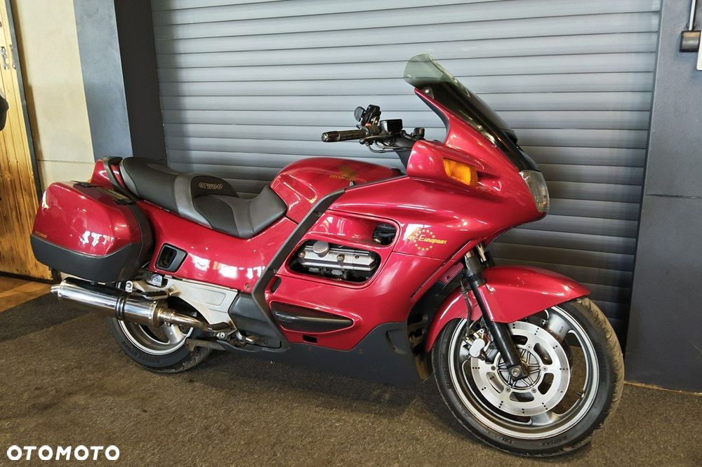 Honda ST - 9