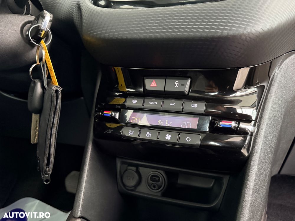 Peugeot 2008 1.2 e-VTi STT ETG Active - 12