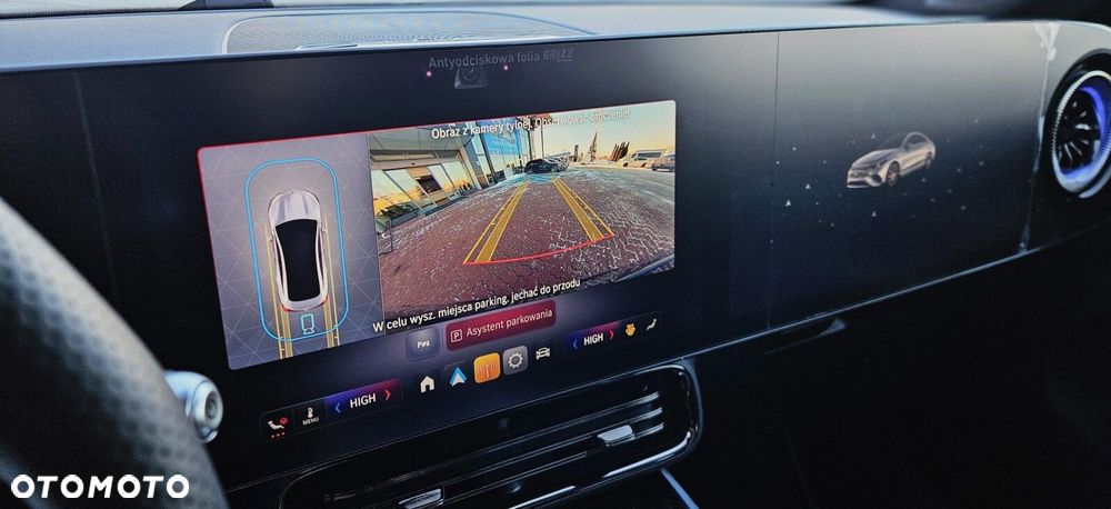 Mercedes-Benz CLA - 9