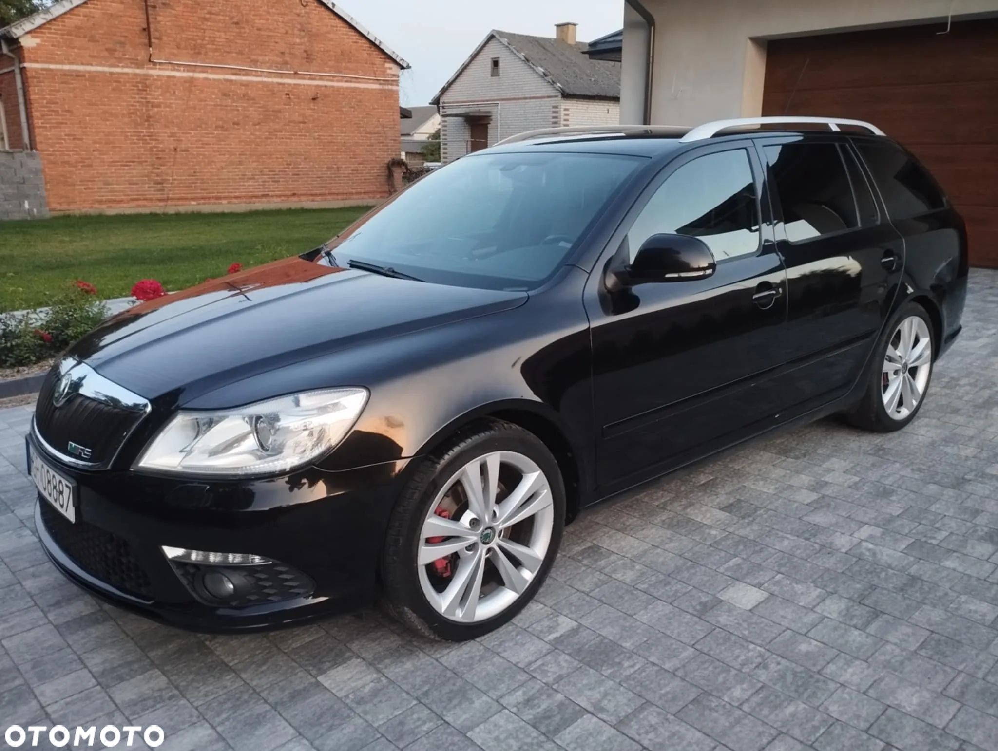 Skoda Octavia Combi 2.0 TDI CR DPF RS - 1