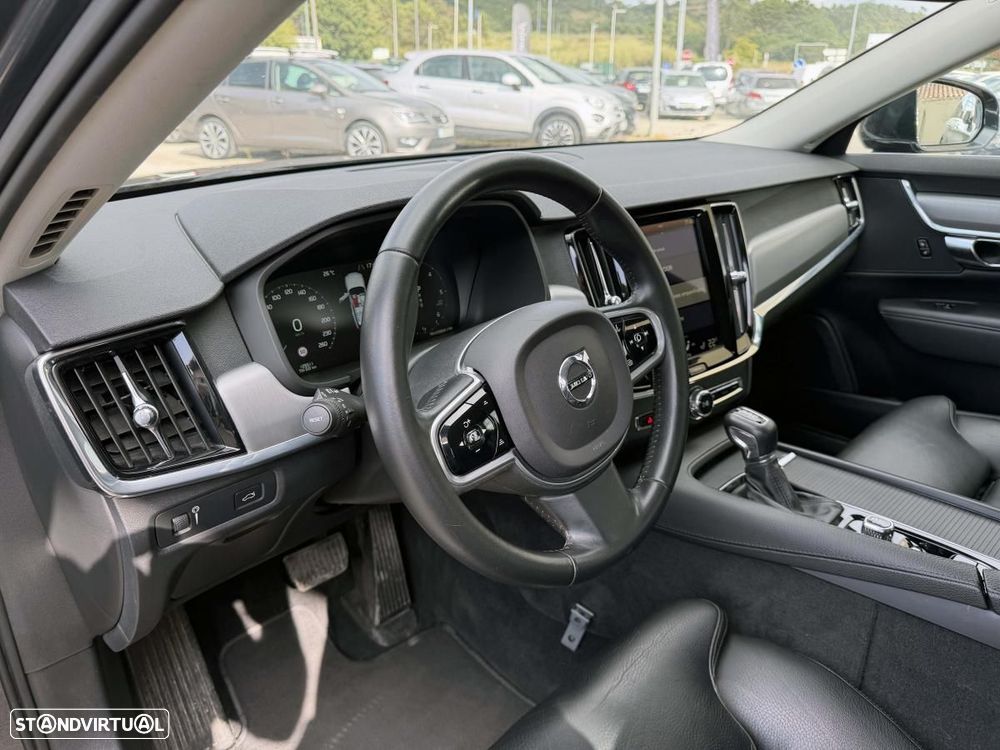 Volvo V90 2.0 D4 Momentum Plus Geartronic - 10