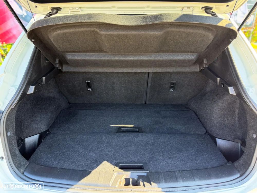 Nissan Qashqai 1.5 dCi 360 - 13