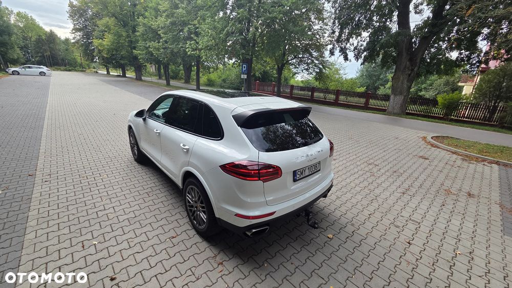 Porsche Cayenne Platinum Edition - 11