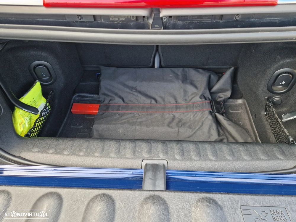 MINI Cabrio Cooper - 37