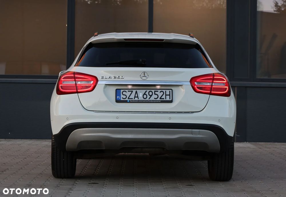 Mercedes-Benz GLA 250 7G-DCT Style - 40