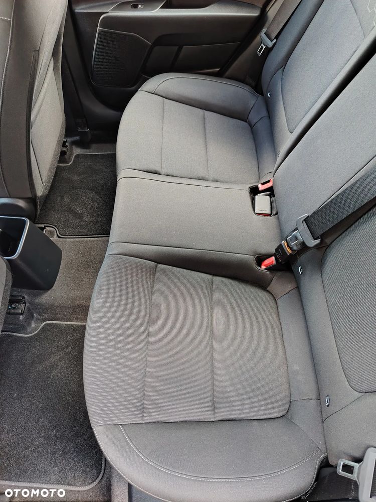 Kia Rio - 10