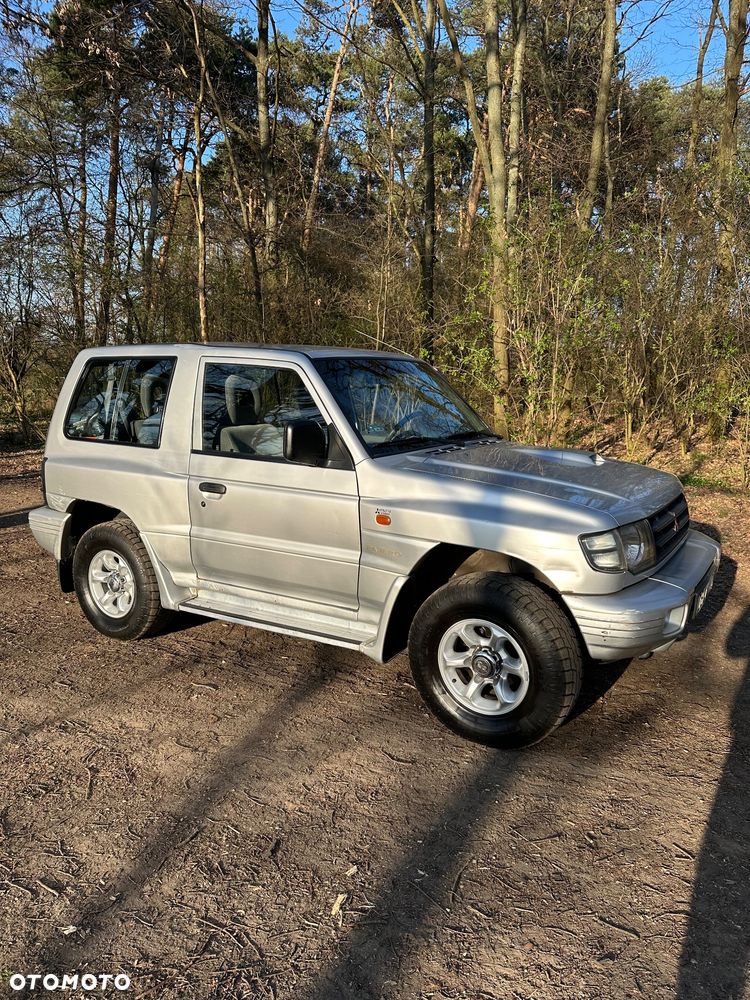 Mitsubishi Pajero - 5