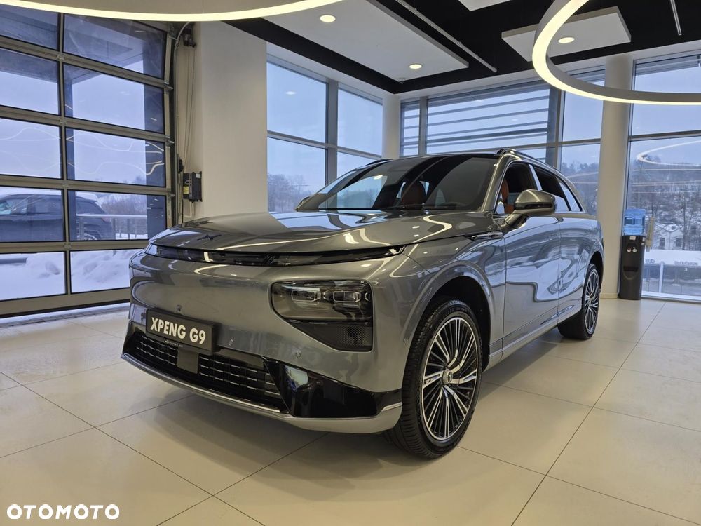XPeng G9 - 1