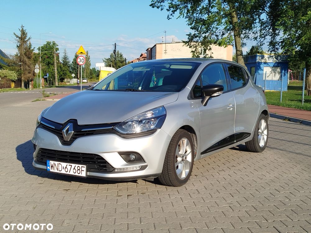 Renault Clio - 5