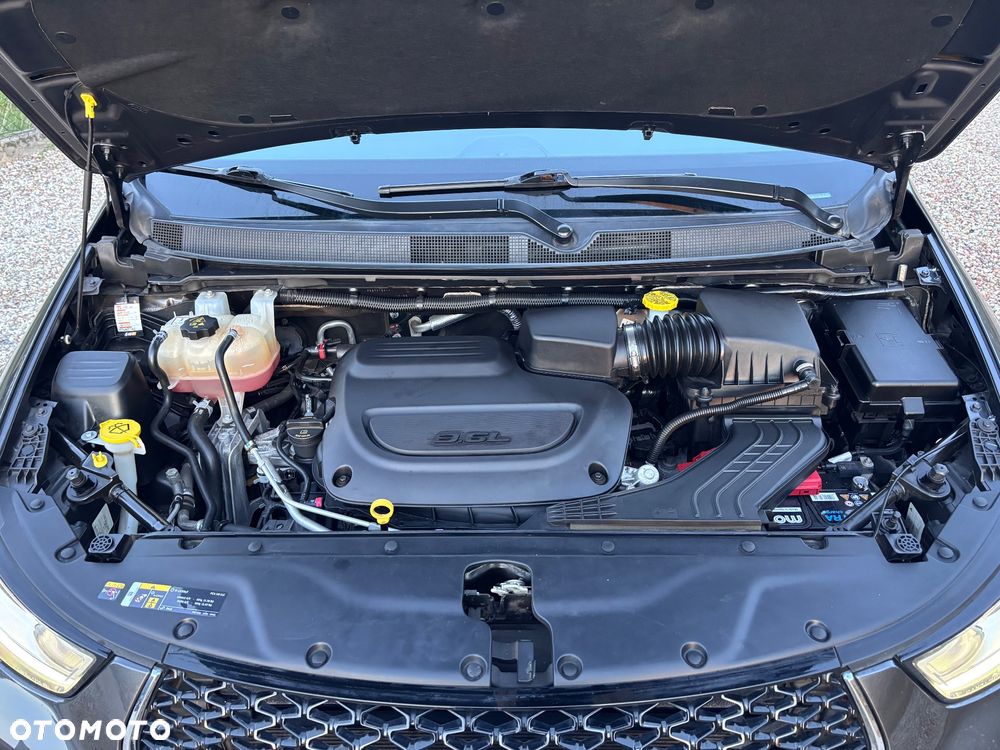 Chrysler Pacifica - 41