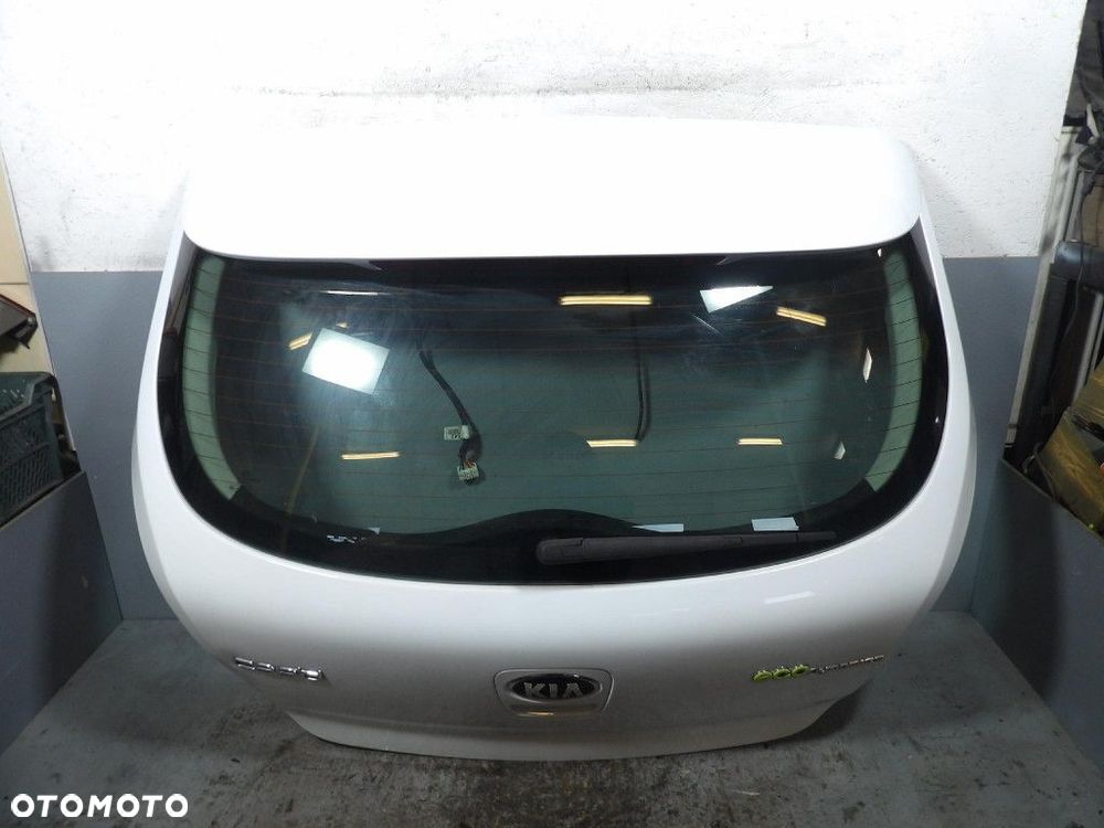 KIA PRO CEED I TYLNA KLAPA  WD - 1