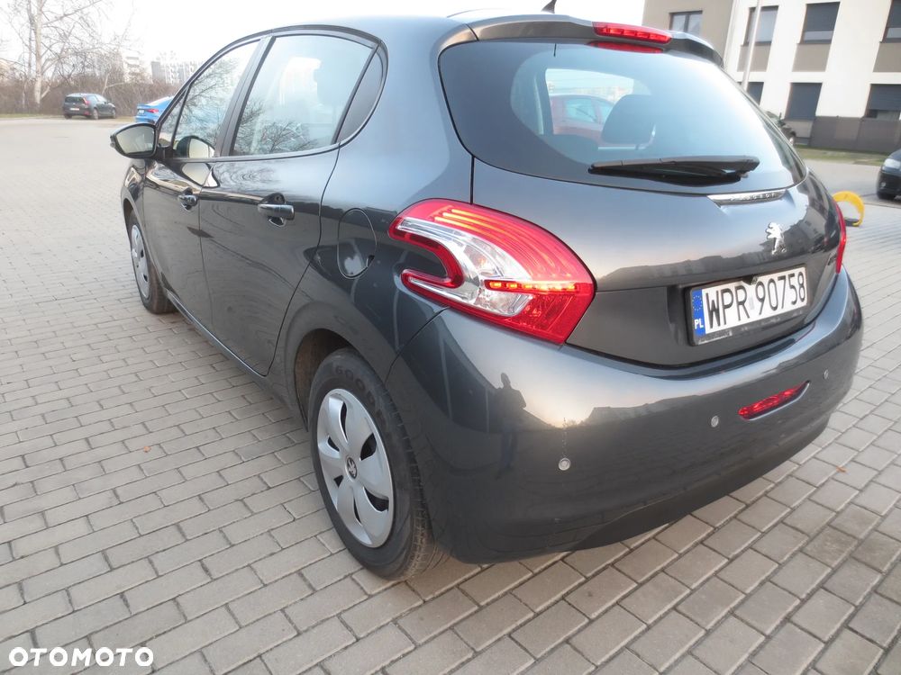 Peugeot 208 1.4 HDi Access - 18
