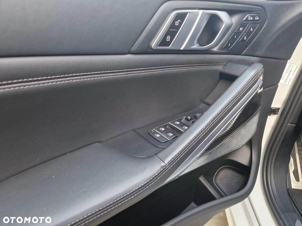 BMW X6 xDrive30d - 11