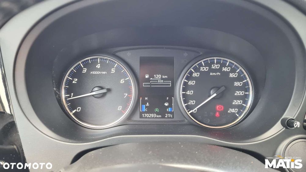 Mitsubishi Outlander - 12