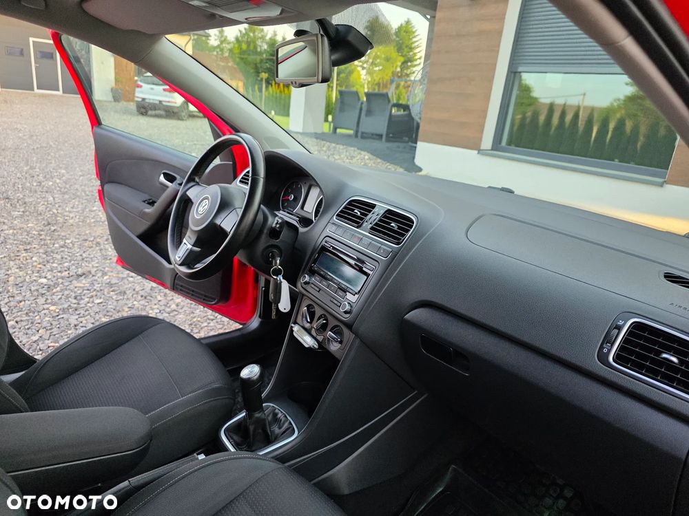 Volkswagen Polo 1.4 16V Comfortline Optimum - 27
