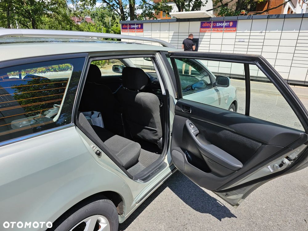 Toyota Avensis 2.0 D-4D High - 4