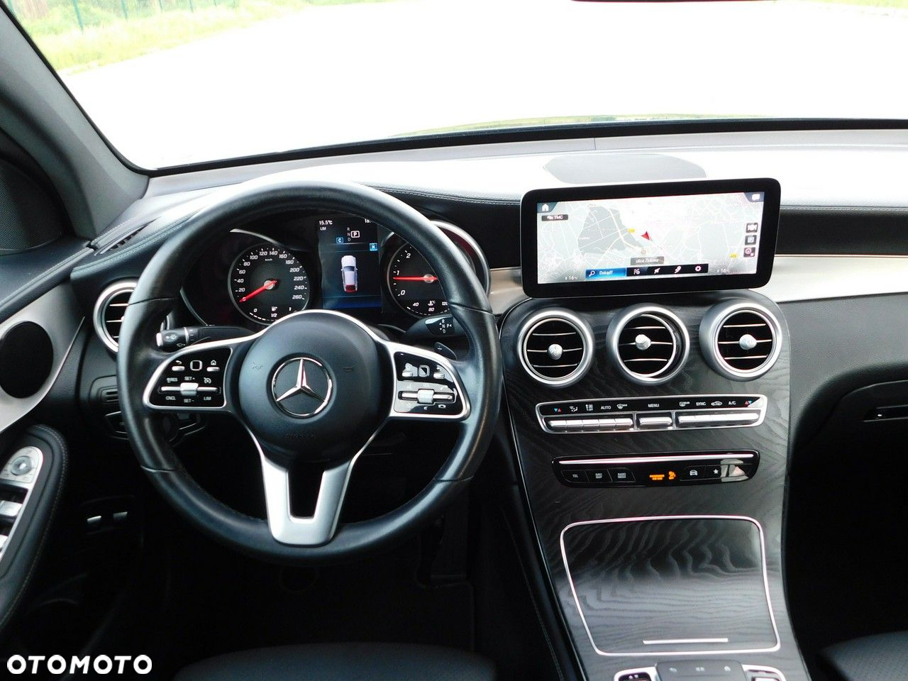 Mercedes-Benz GLC - 16