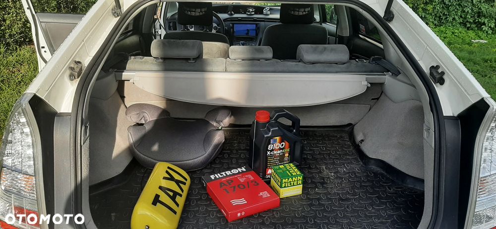 Toyota Prius - 24
