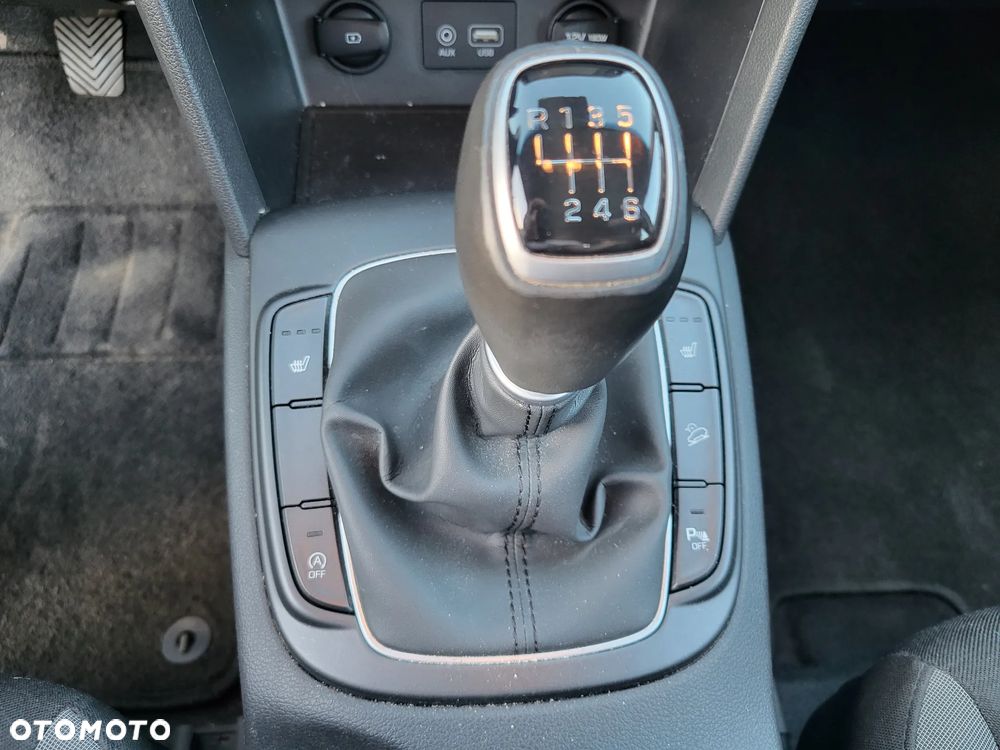 Hyundai Kona - 13