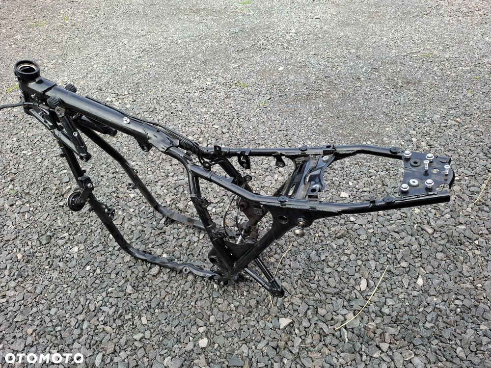 Triumph Bonneville T120 T100 rama - 1