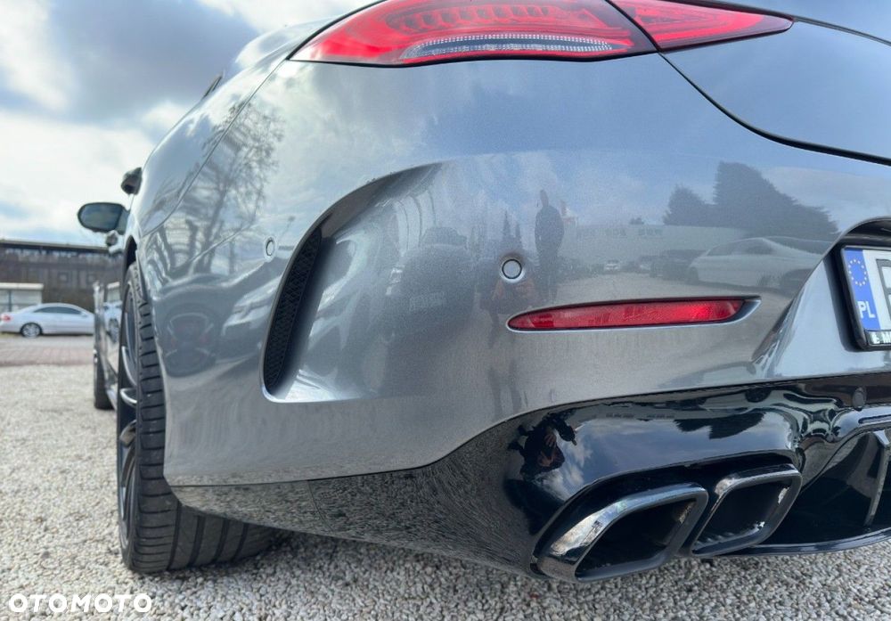 Mercedes-Benz CLS - 9