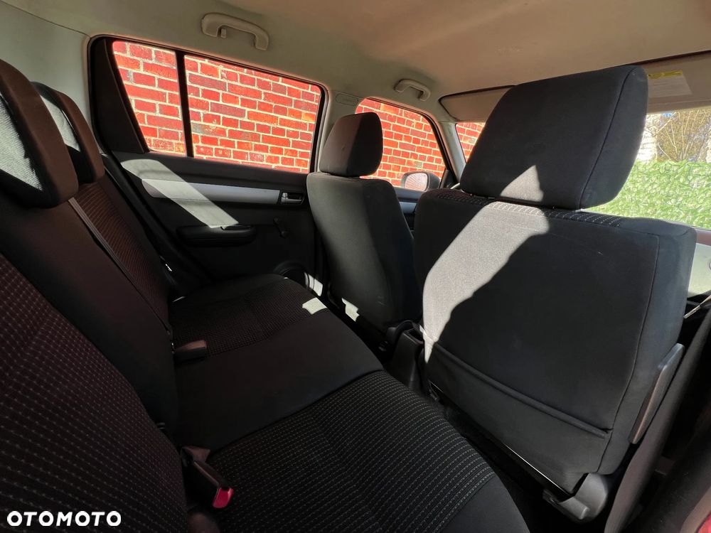 Suzuki Swift - 11