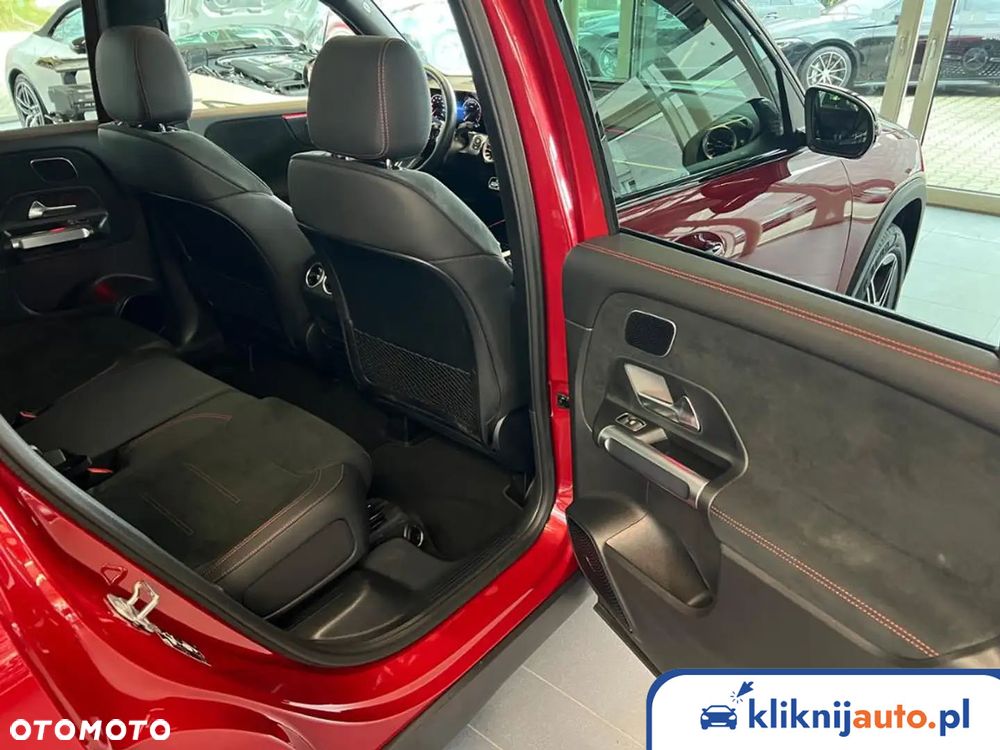 Mercedes-Benz GLB 220 d 4-Matic 8G-DCT - 7