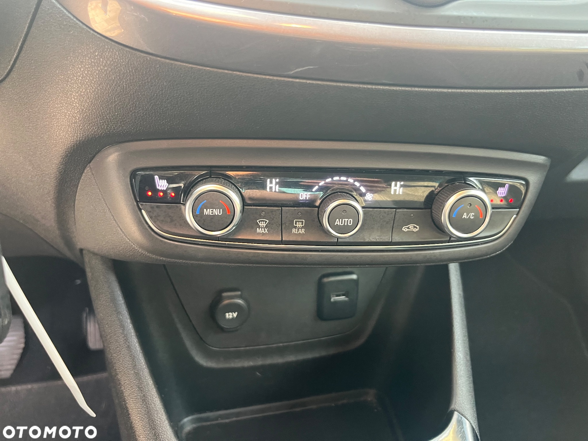 Opel Crossland X - 27