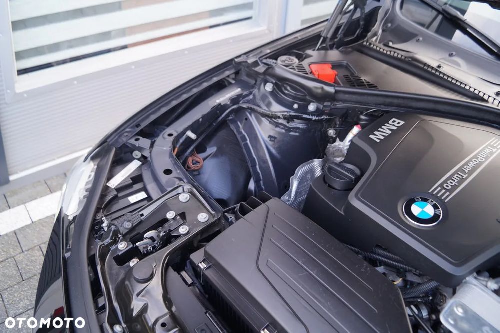 BMW Seria 3 328i xDrive Sport-Aut Sport Line - 30