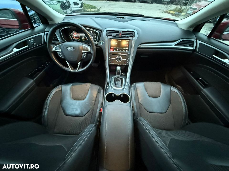 Ford Mondeo 2.0 TDCi Powershift Titanium - 14