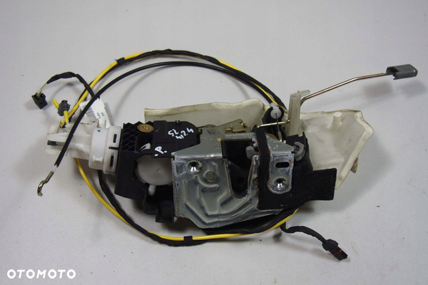 ZAMEK DRZWI PRAWYCH PRAWY A2307200635 KEYLESS GO MERCEDES SL R230 EUROPA