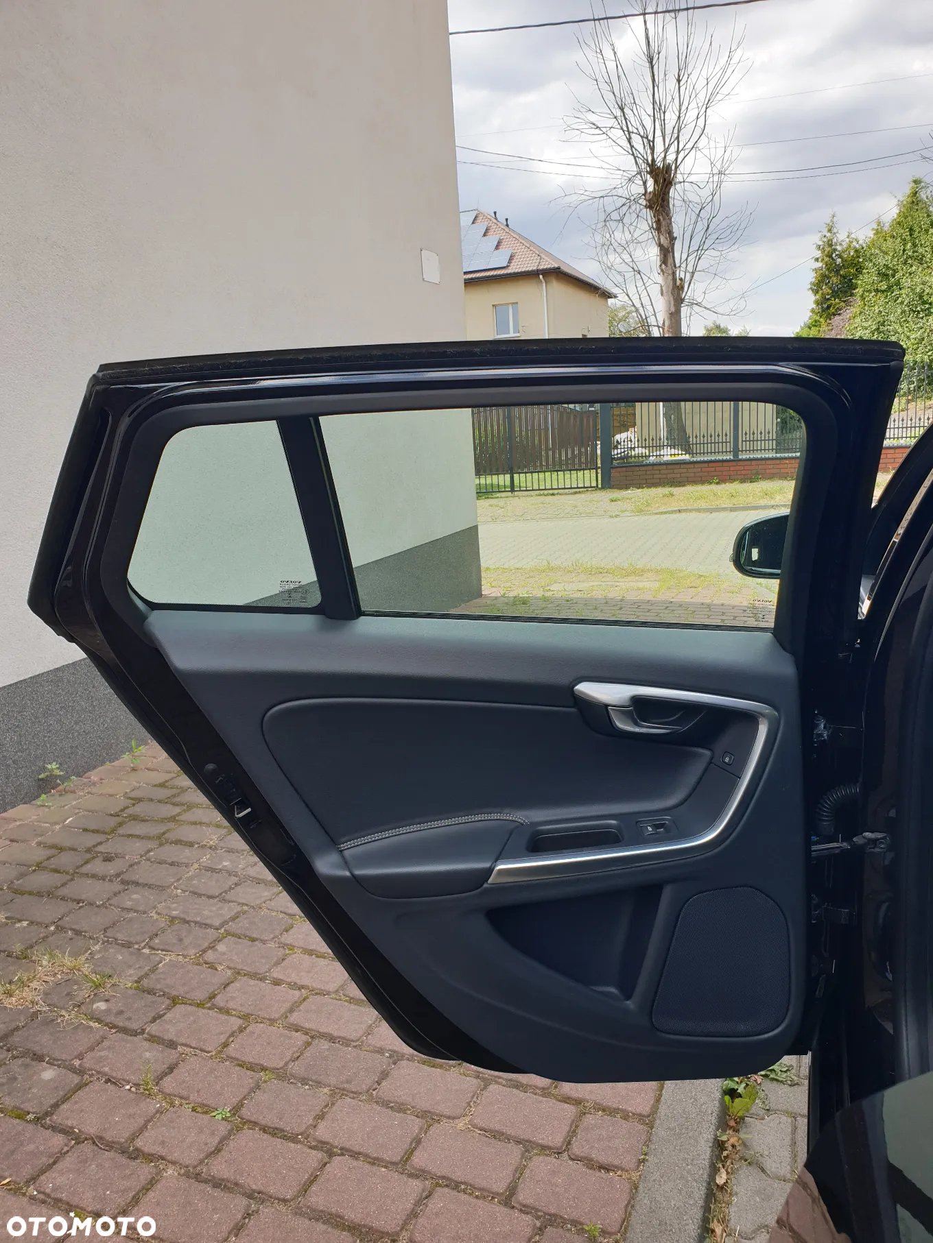 Volvo V60 D4 Summum - 33