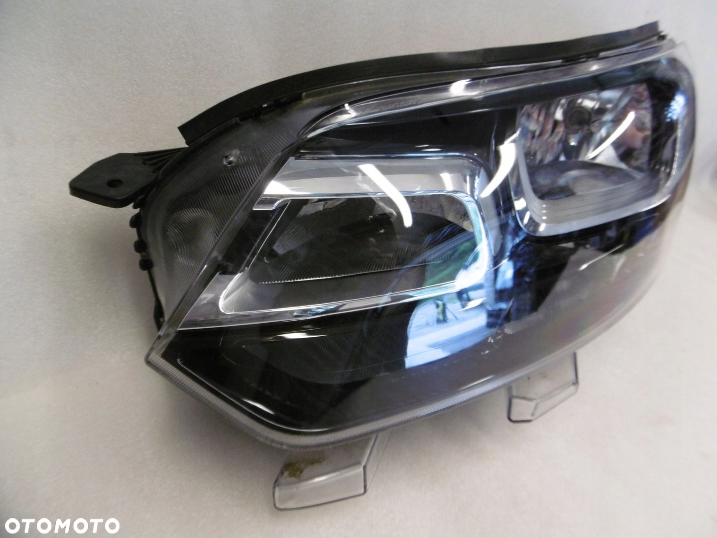 CITROEN JUMPY III, VIVARO C - lampa przednia lewa - 2